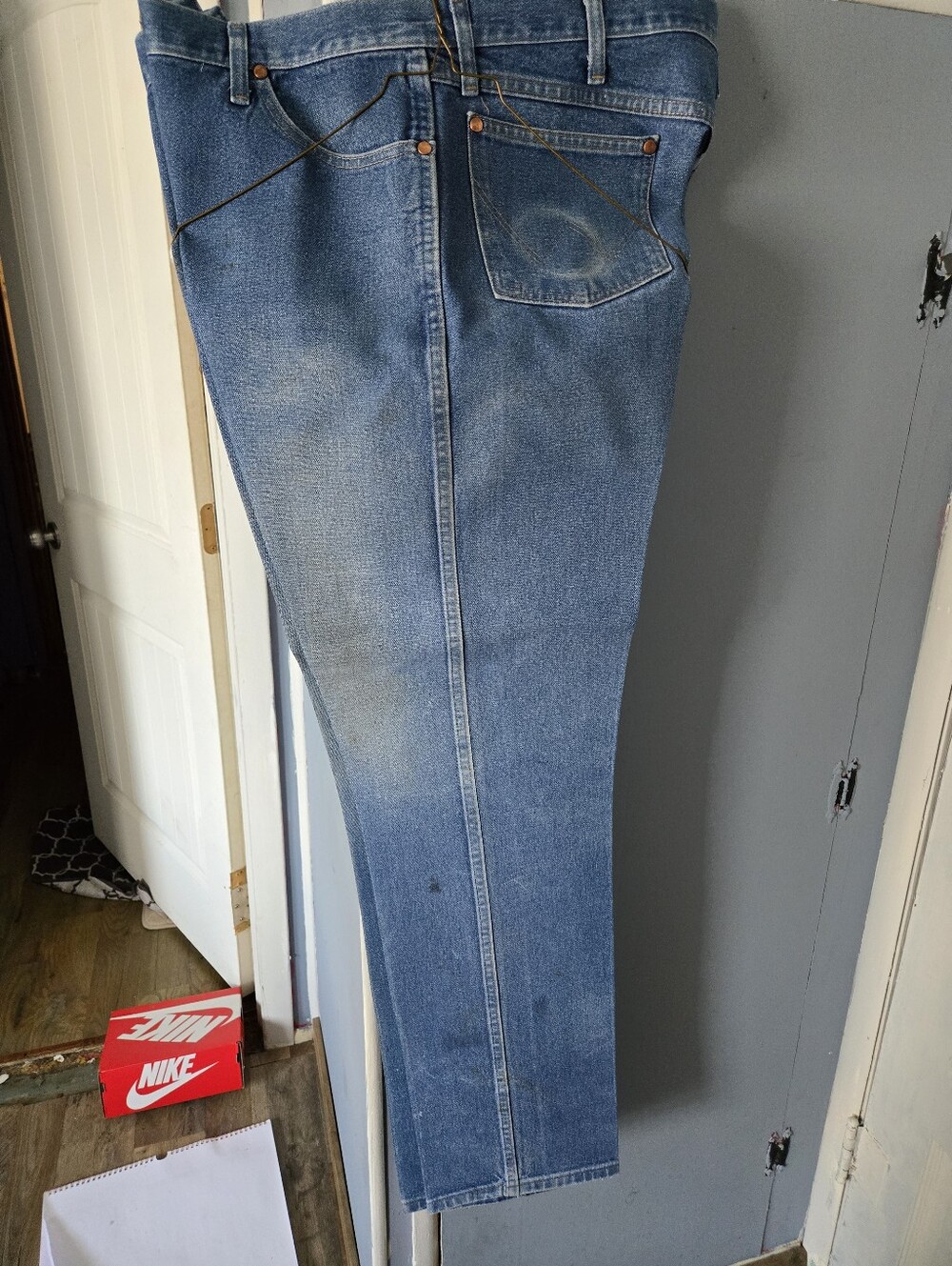 Wrangler  Men’s Denim Jeans in Faded Blue 13MWZ